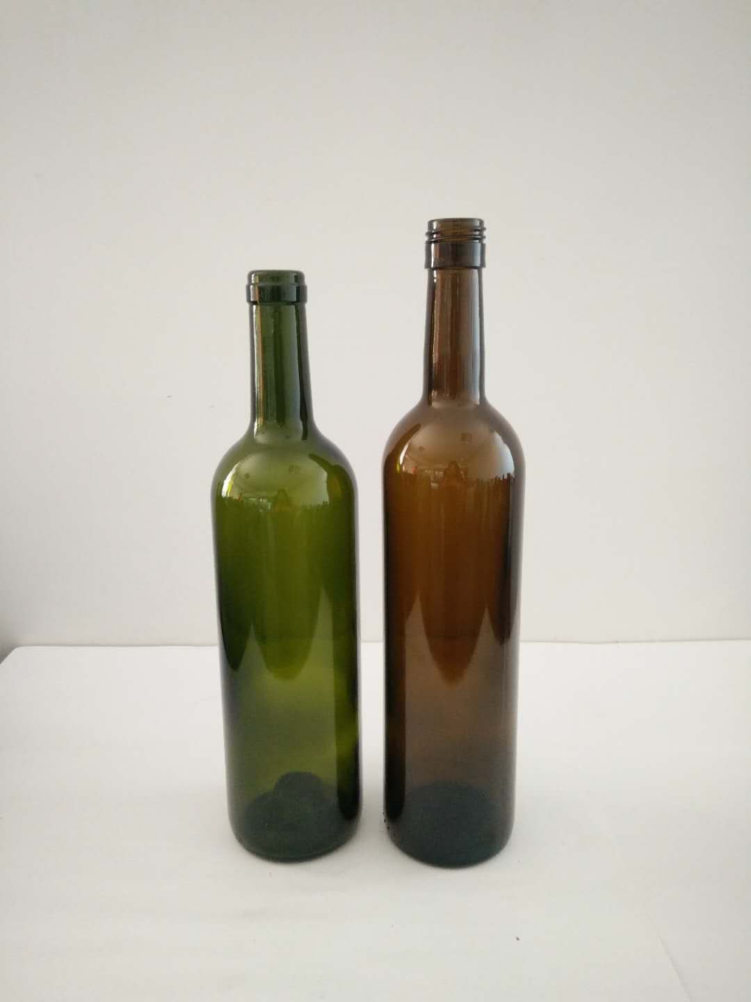 750ML  wine bottle